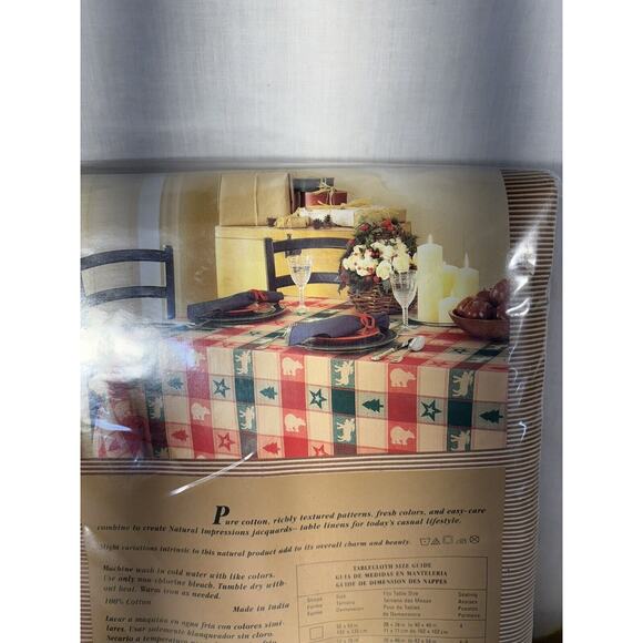 Natural Impressions La Jacquard Tablecloth 60x84 Oval Navy And Green Great North - Picture 5 of 10